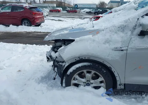 2015 Ford Escape Titanium из США, поврежденный, VIN 1FMCU0J93FUC39554